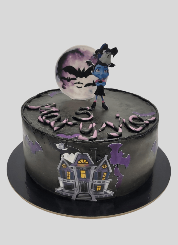 Fine Vampirina Cake