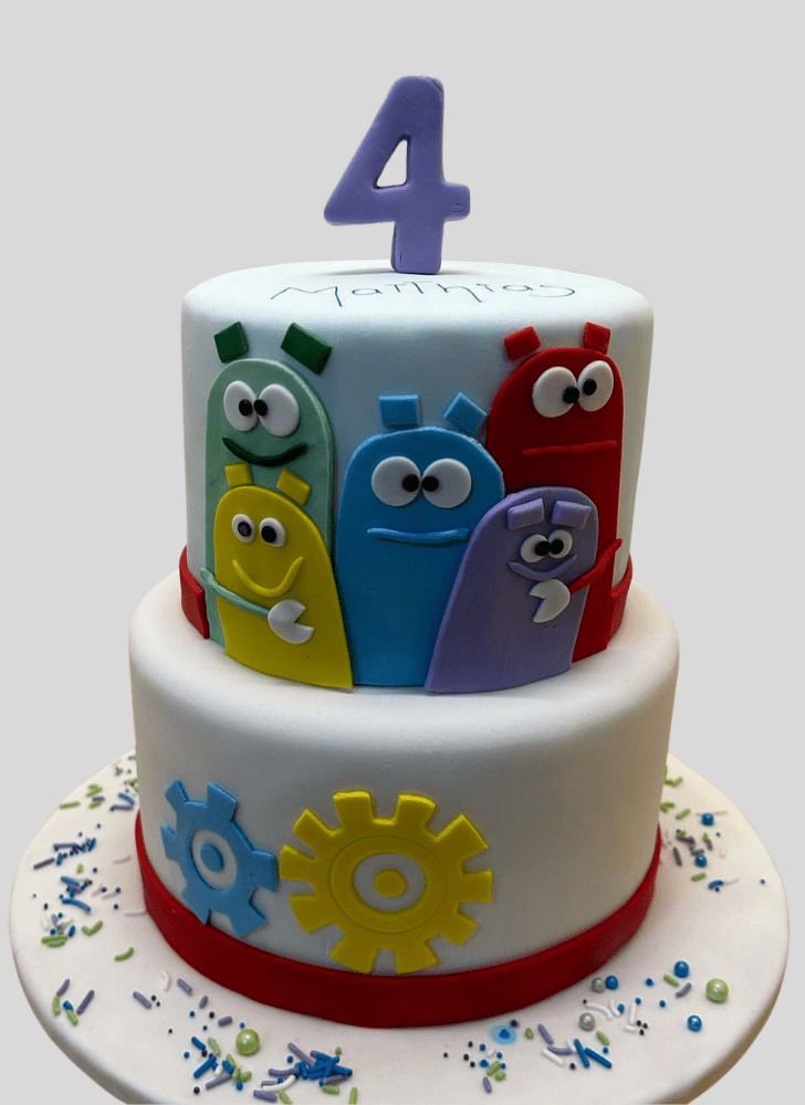 Cute Storybots Cake