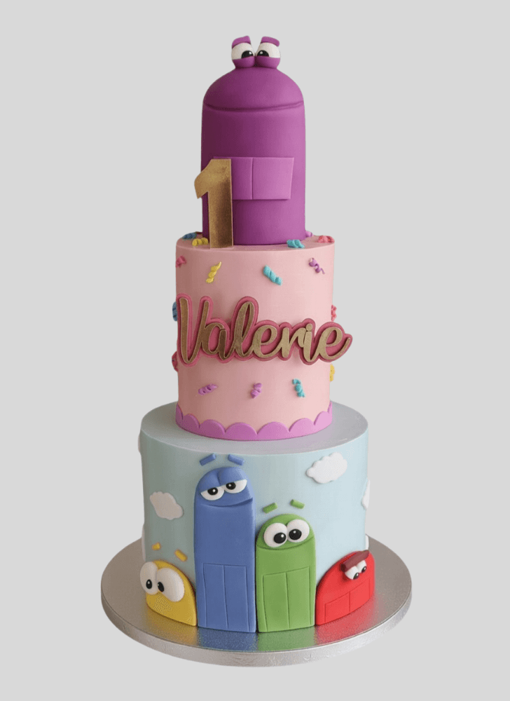 Divine Storybots Cake