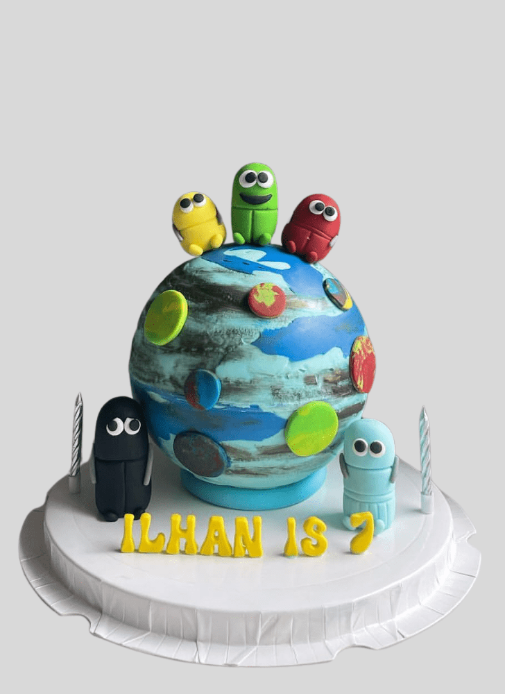 Elegant Storybots Cake