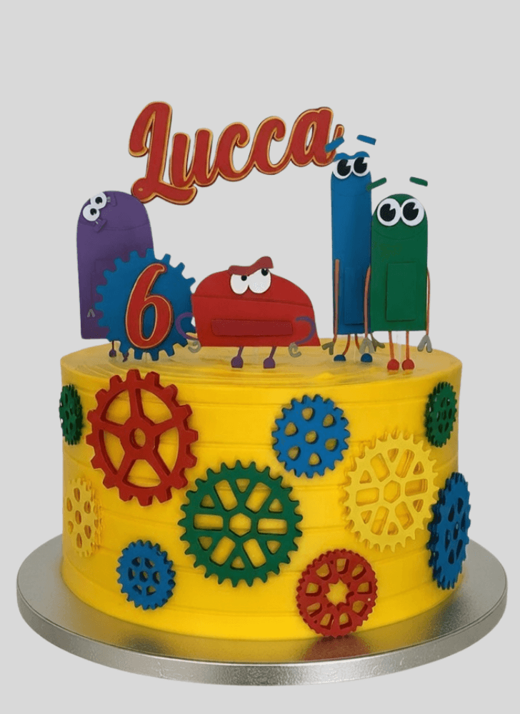 Inviting Storybots Cake