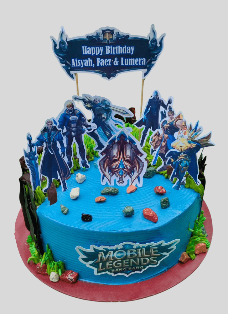 Shapely Mobile Legends Cake