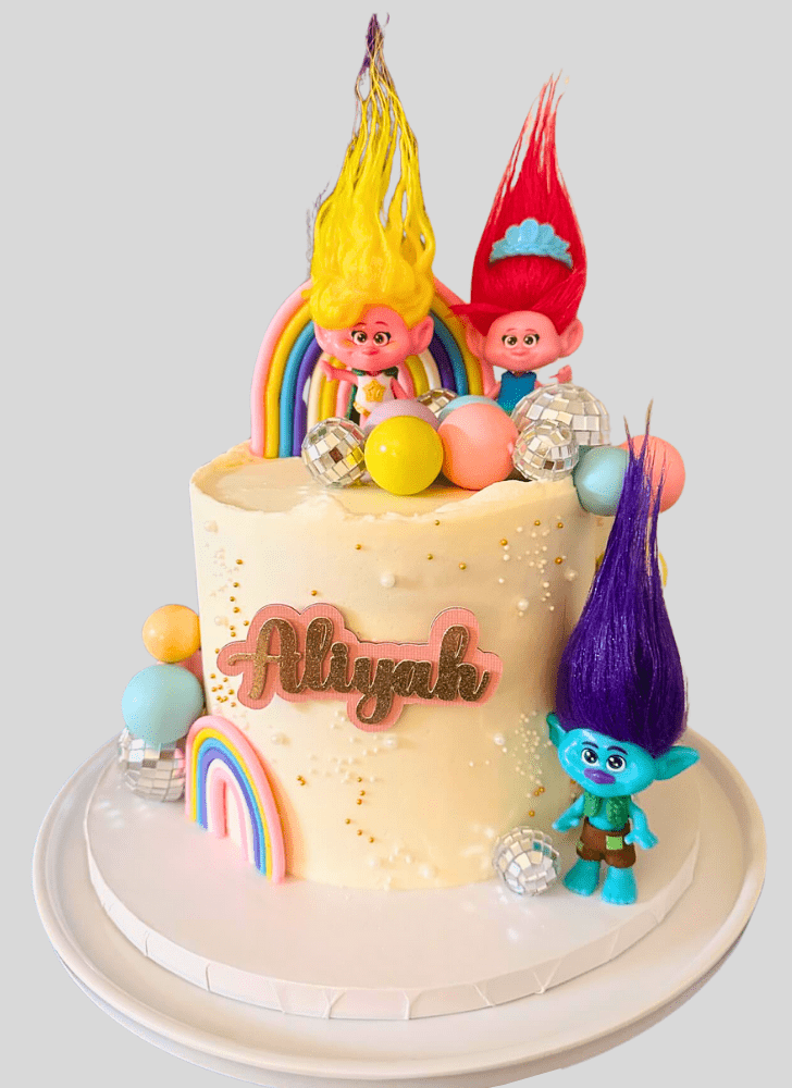 Fine Trolls Cake