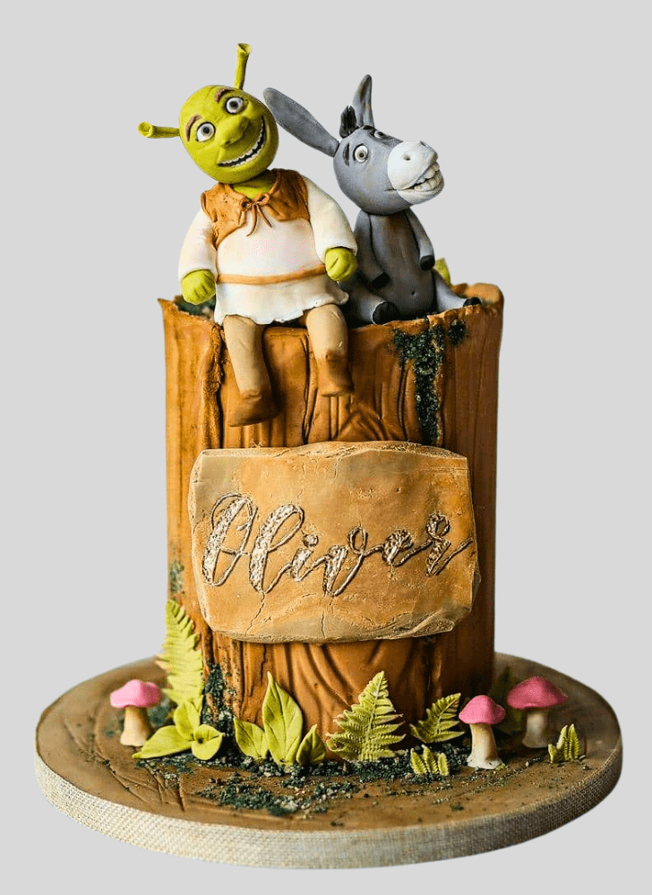 Adorable Shrek Cake