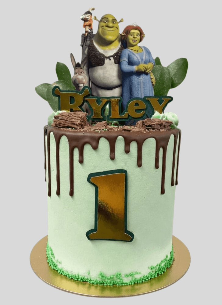 Cute Shrek Cake