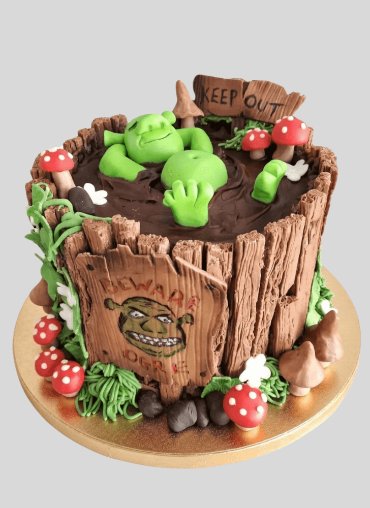 Fascinating Shrek Cake