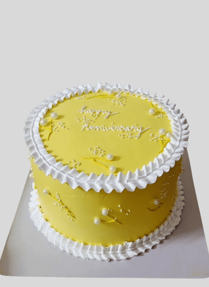 Adorable Pineapple Cake