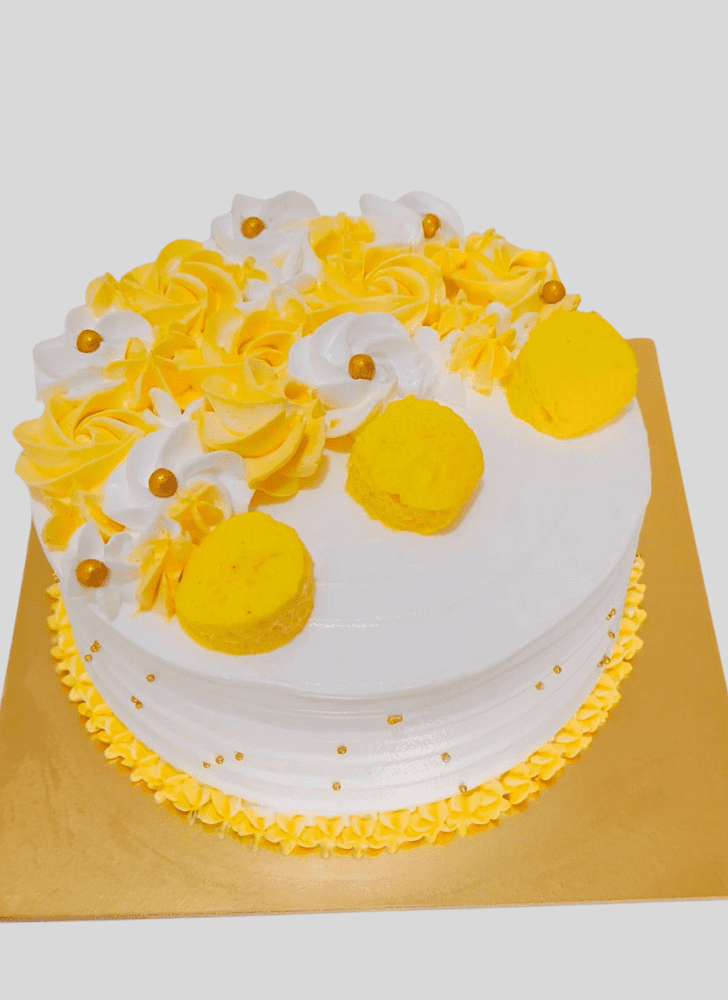 Good Looking Pineapple Cake