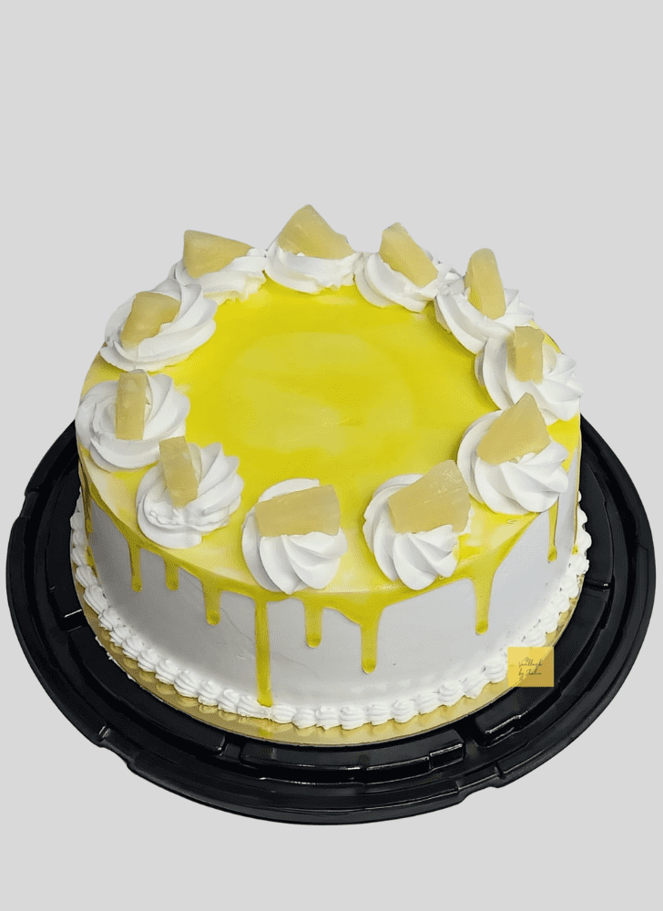 Grand Pineapple Cake