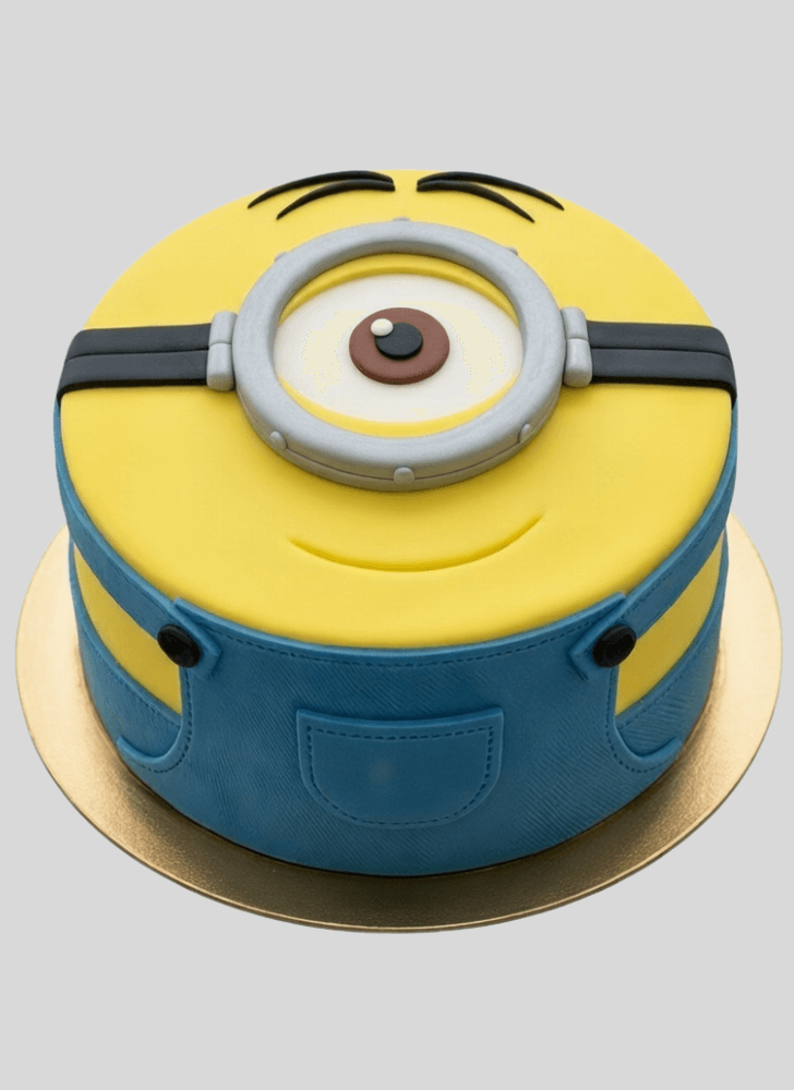 Adorable Despicable Me Cake