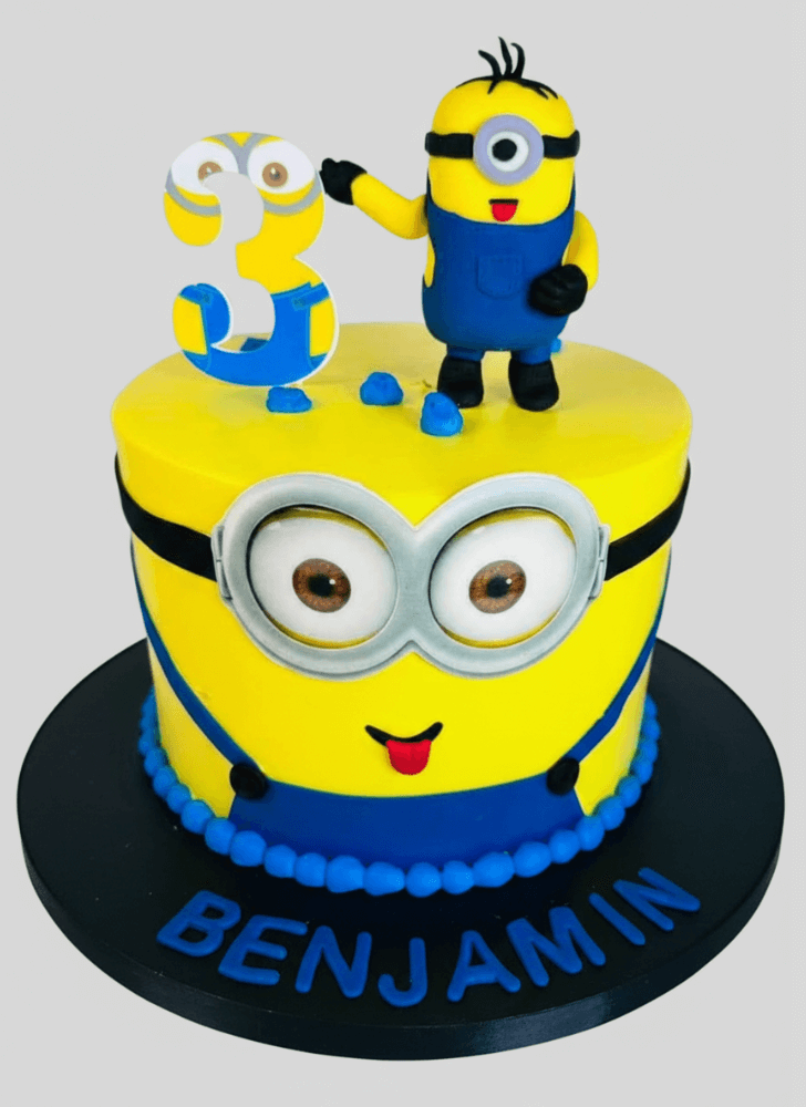 Magnetic Despicable Me Cake