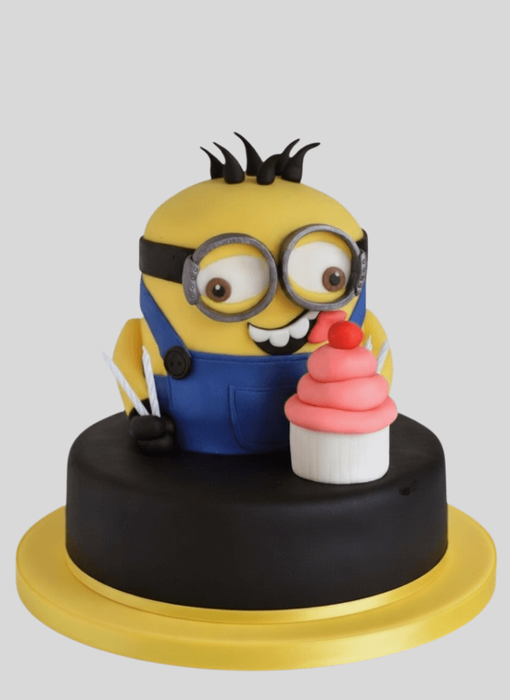 Magnificent Despicable Me Cake