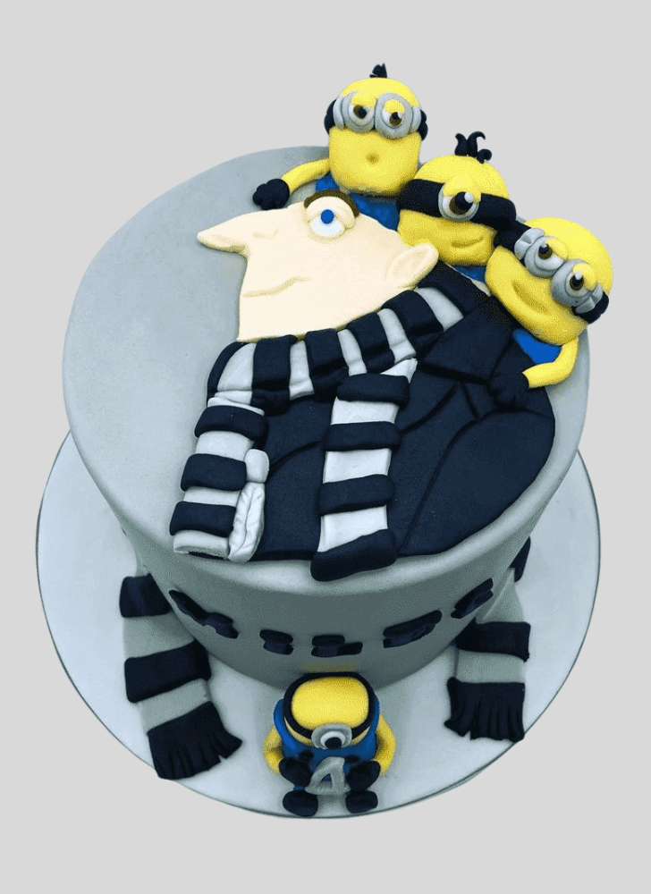 Nice Despicable Me Cake