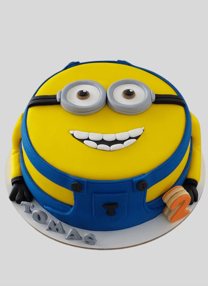 Pleasing Despicable Me Cake