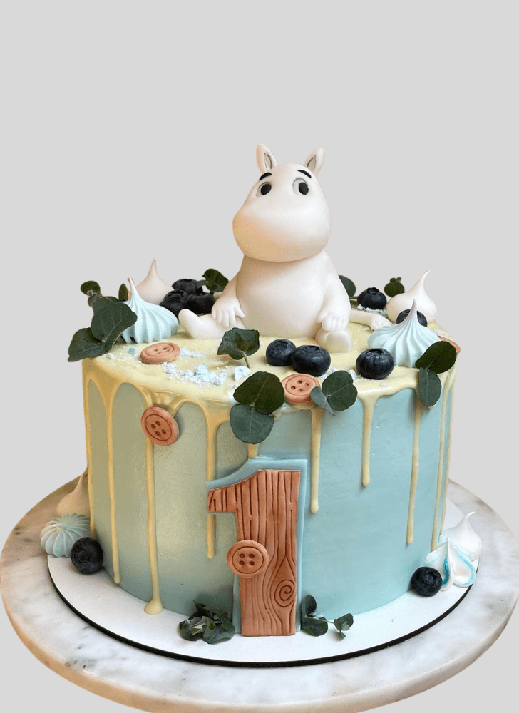Elegant Moomin Cake