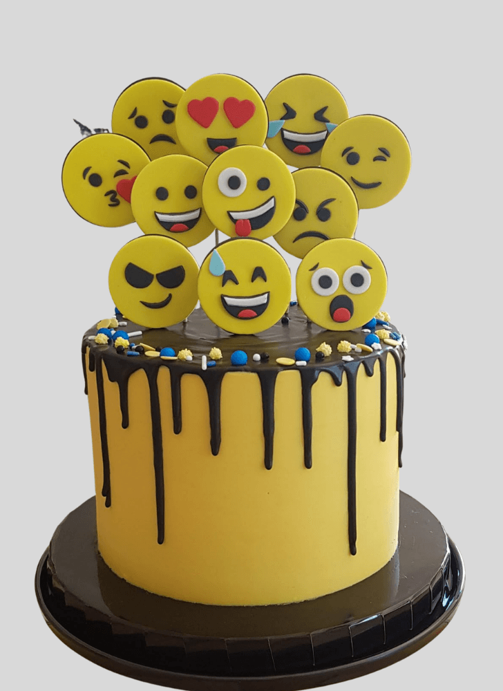 Enthralling Emoji Cake