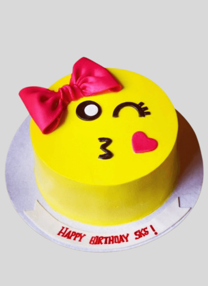 Fine Emoji Cake