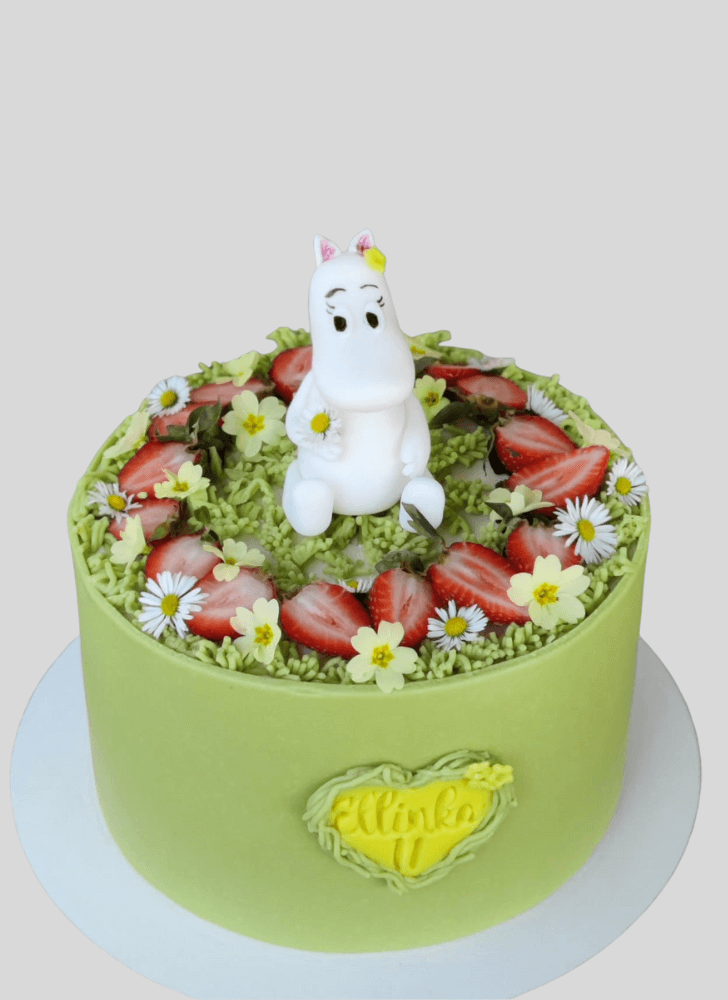 Alluring Moominvalley Cake