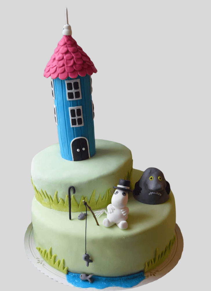 Grand Moominvalley Cake