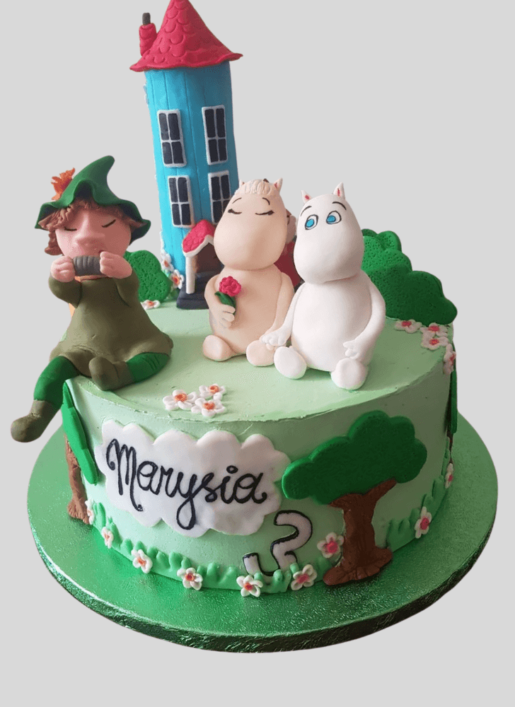 Slightly Moominvalley Cake