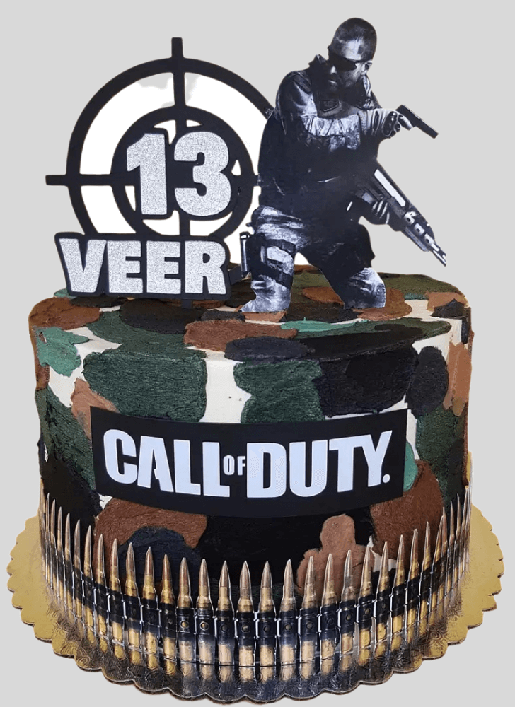 Beauteous Call of Duty Cake