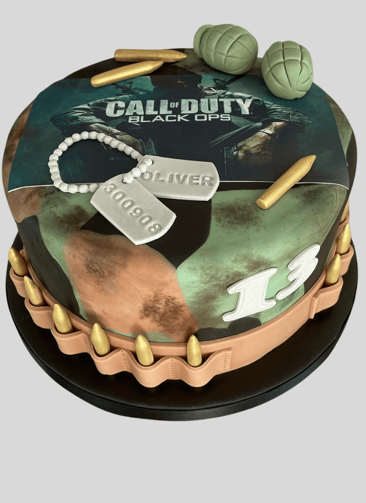 Inviting Call of Duty Cake