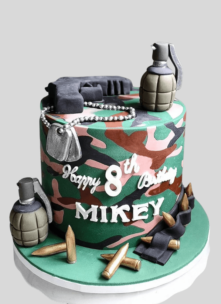 Resplendent Call of Duty Cake