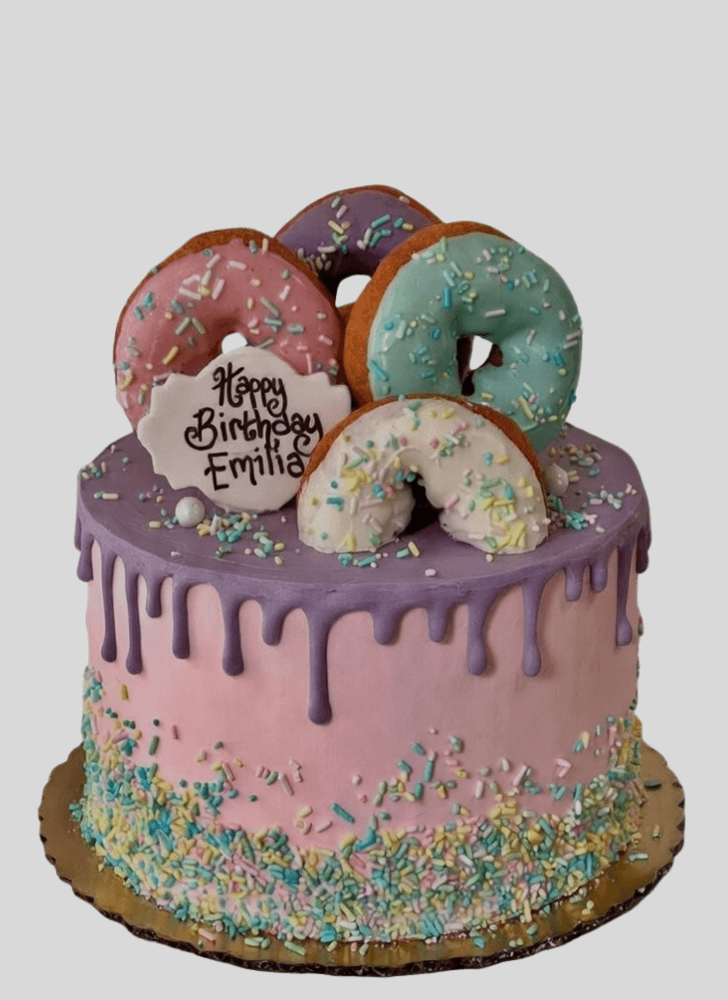 Exquisite Donut Cake