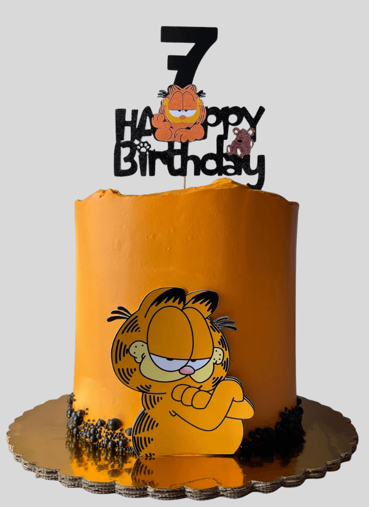 Cute Garfield Cake