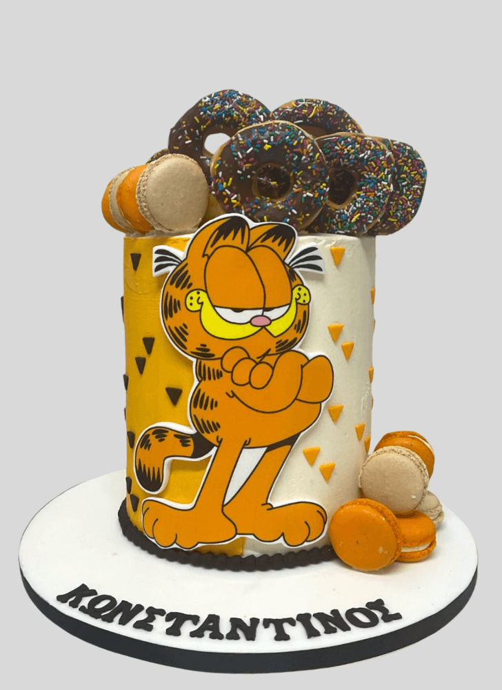Enthralling Garfield Cake