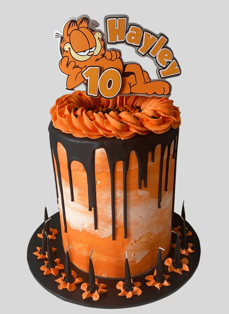 Slightly Garfield Cake
