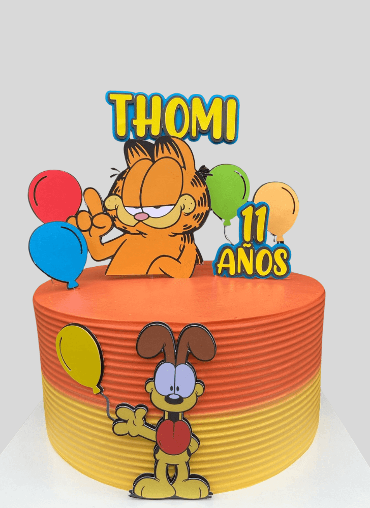 Stunning Garfield Cake