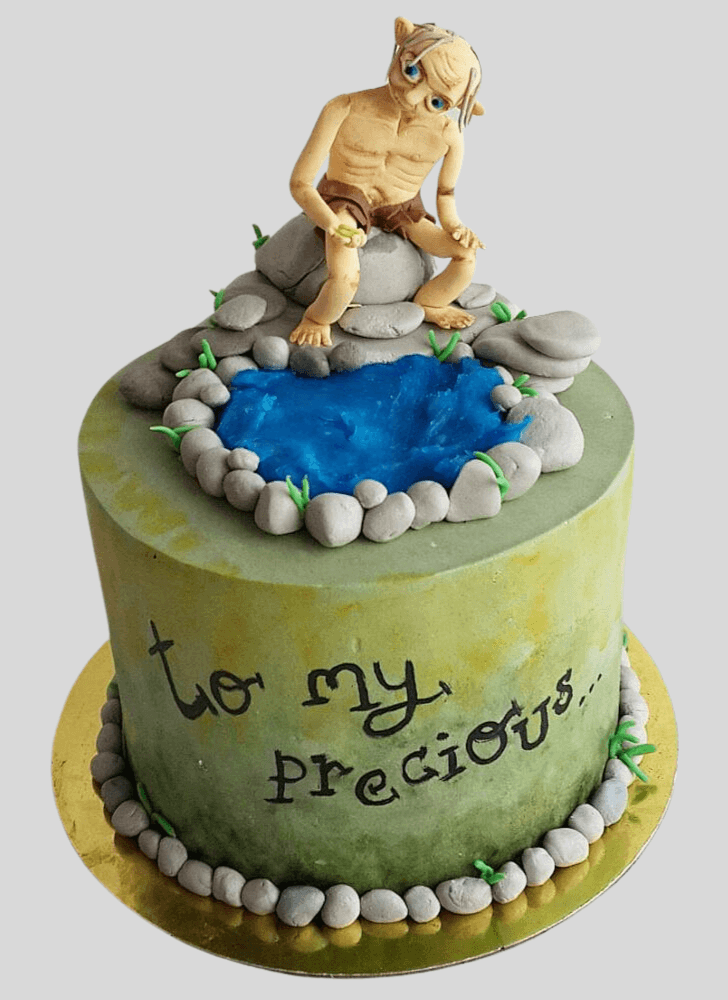 Elegant Gollum Cake