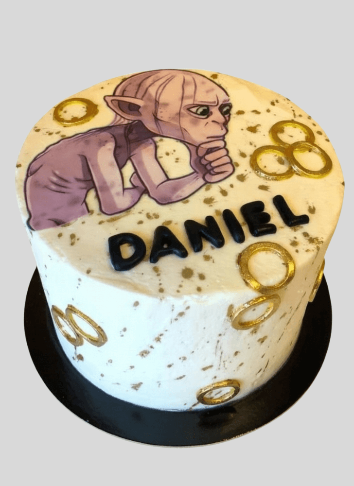 Wonderful Gollum Cake Design