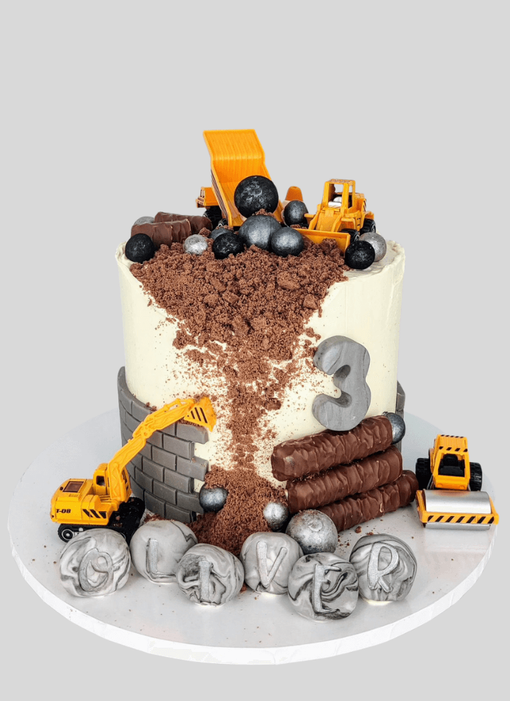 Splendid Construction Cake