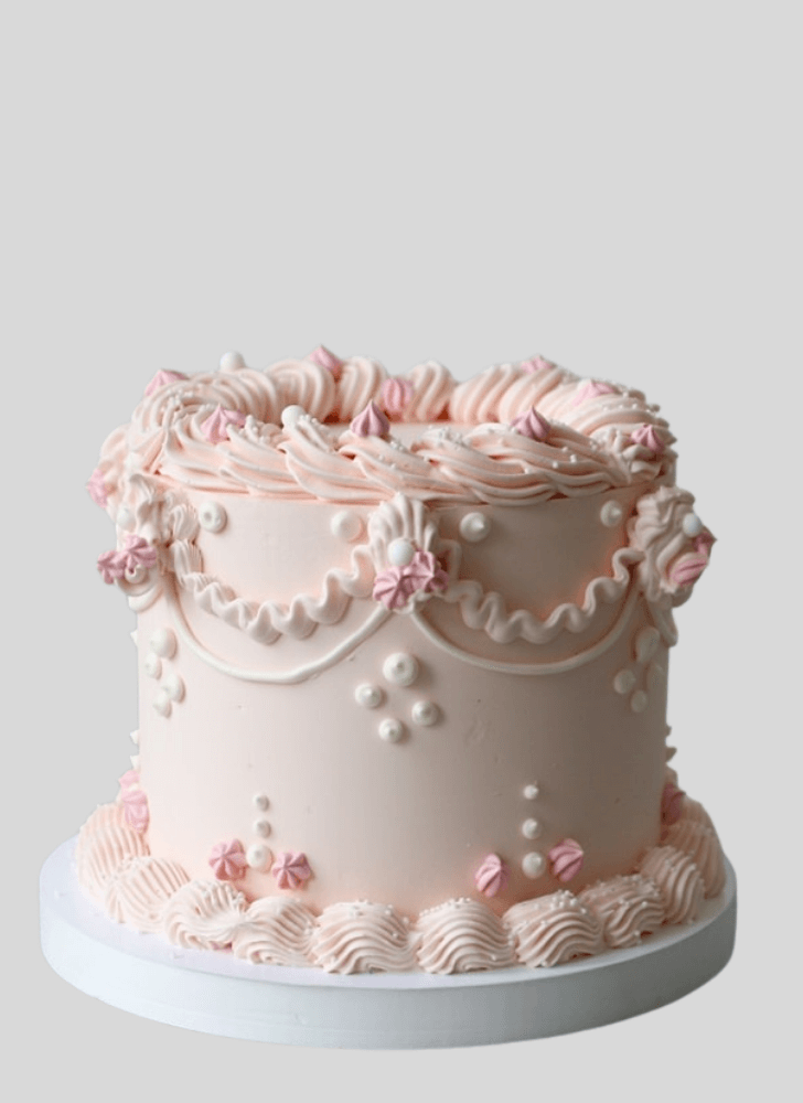 Mesmeric Lambeth Cake