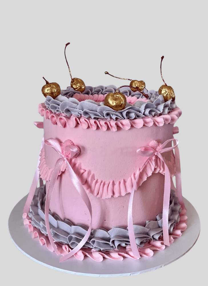 Stunning Lambeth Cake