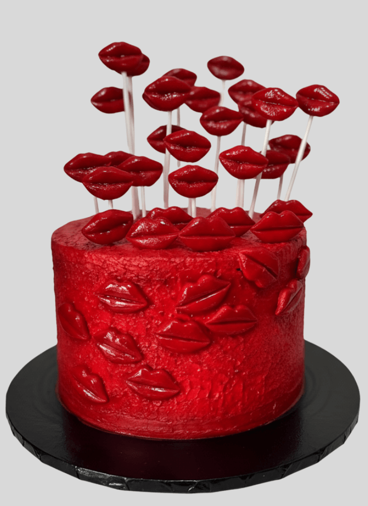 Captivating Lips Cake