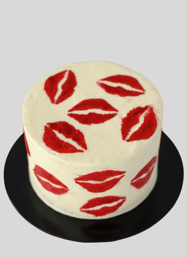 Divine Lips Cake