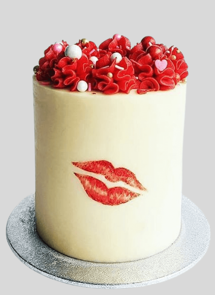 Good Looking Lips Cake