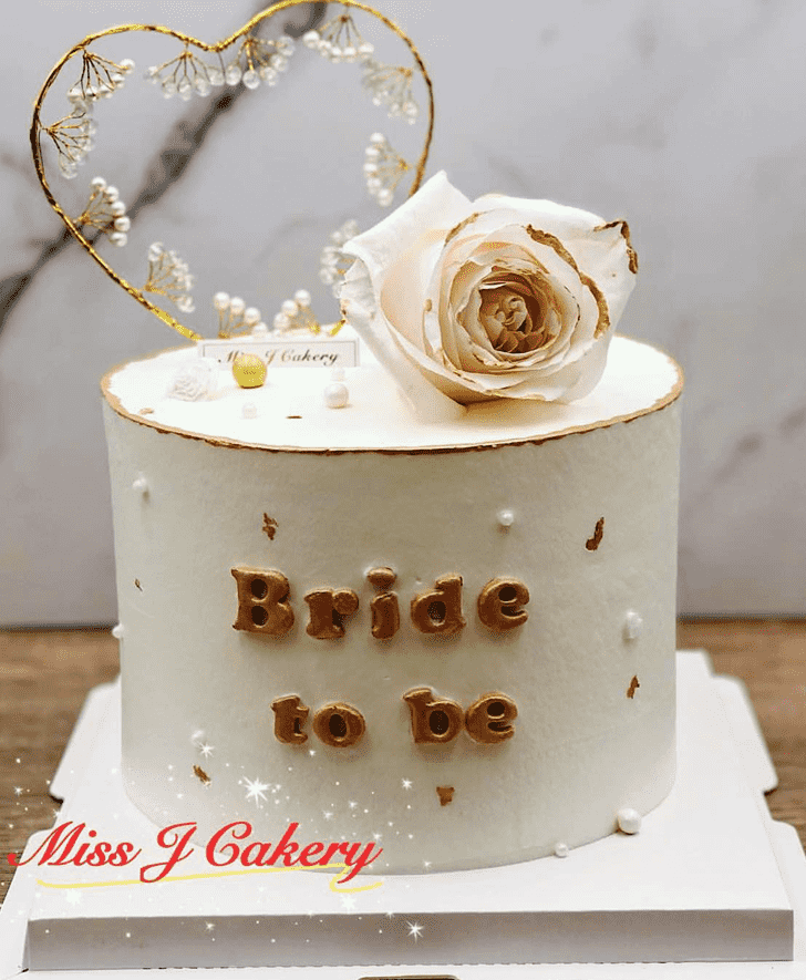 Elegant White Cake