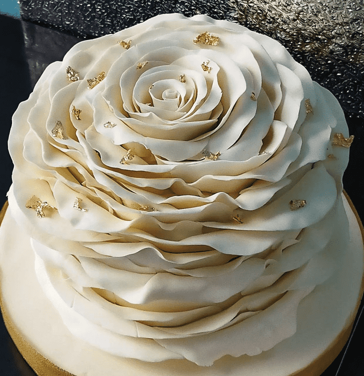 Enthralling White Cake