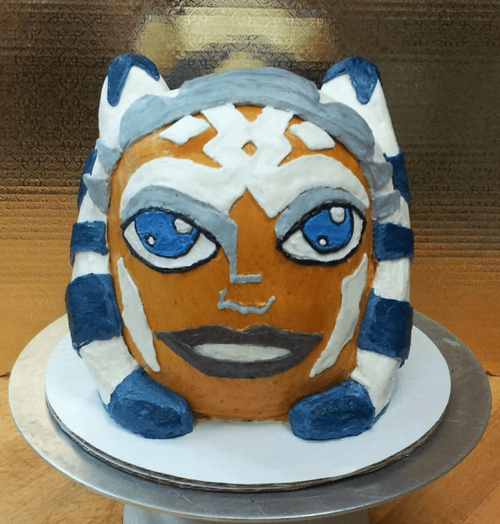 Admirable Ahsoka Tano Cake Design