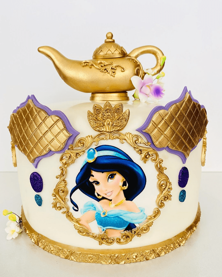 Grand Aladdin Cake