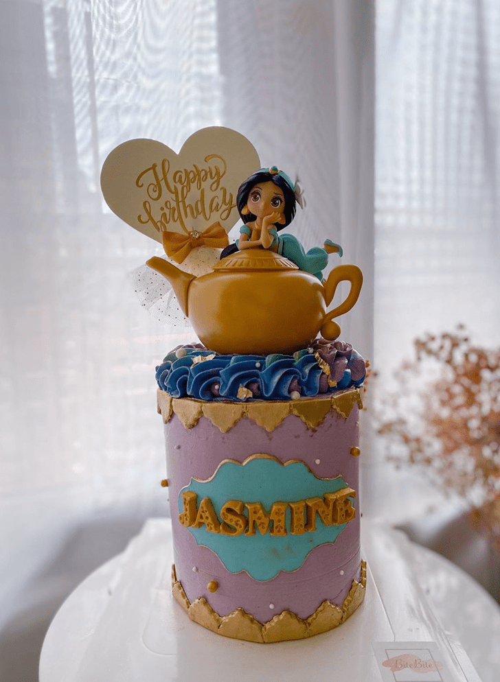 Stunning Aladdin Cake