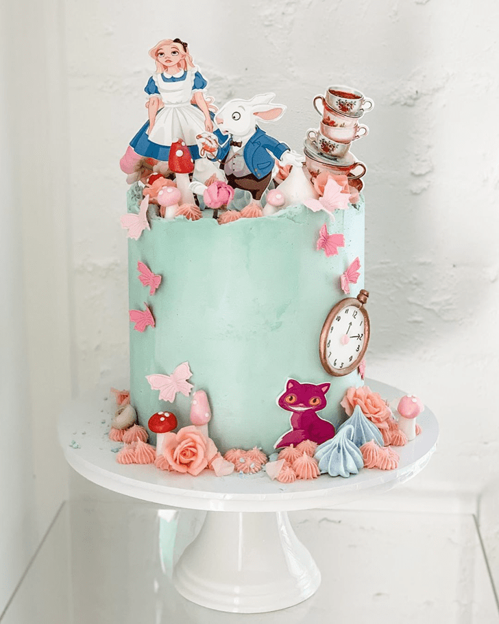 Mesmeric Alice in Wonderland Cake