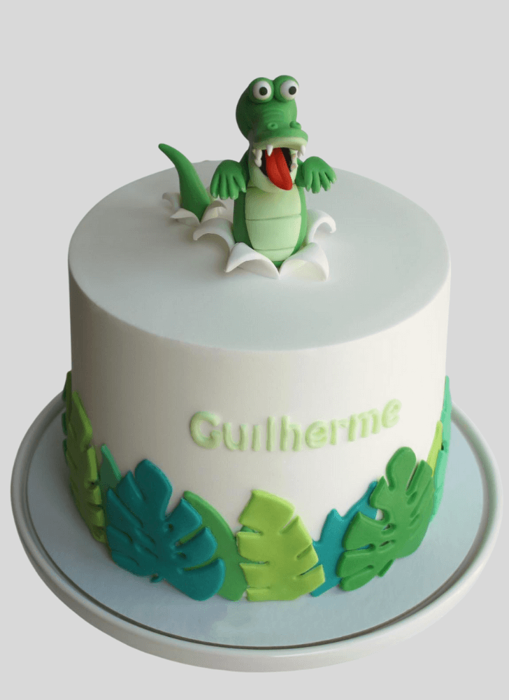 Exquisite Alligator Cake