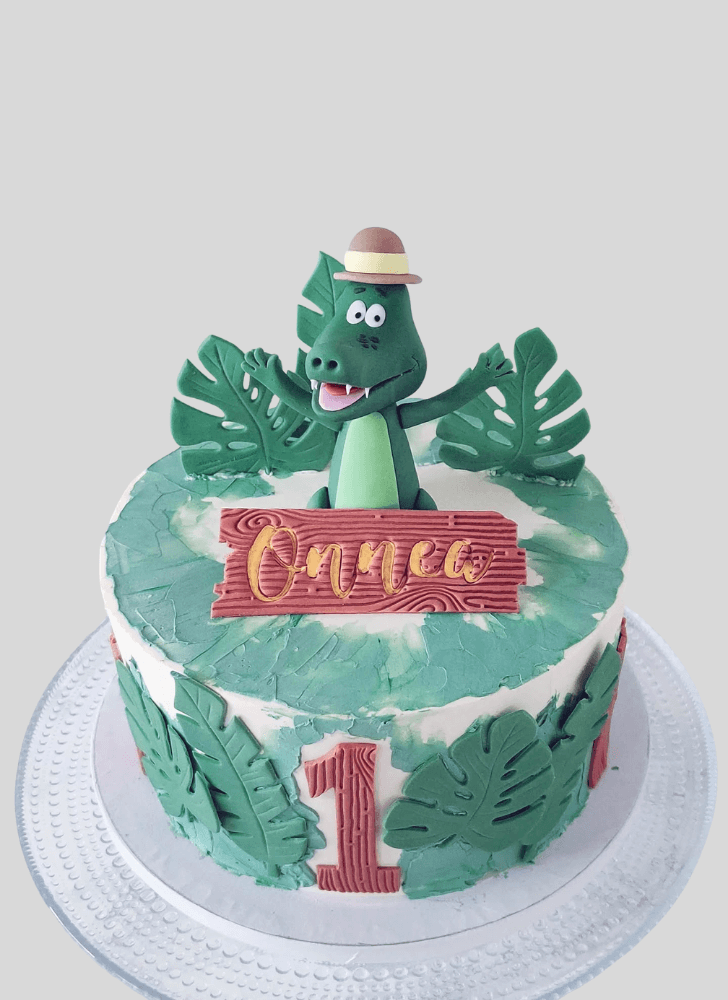 Grand Alligator Cake