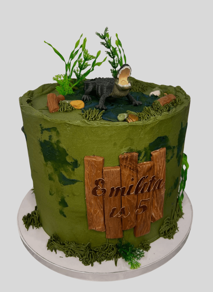 Ravishing Alligator Cake