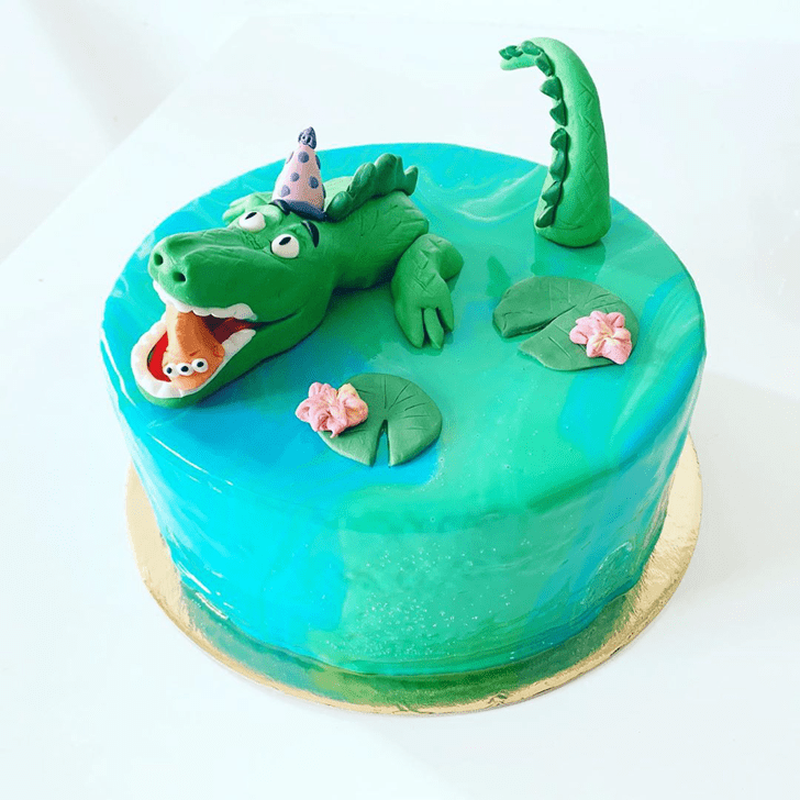 Beauteous Alligator Cake